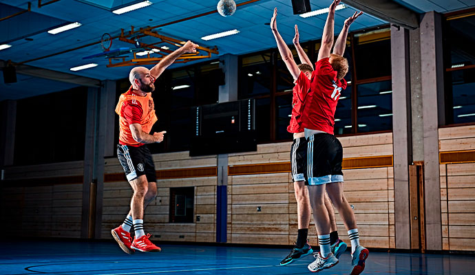 Teamausrüstung adidas